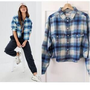 NWT AE | Cozy Cropped Flannel Shirt in blue plaid